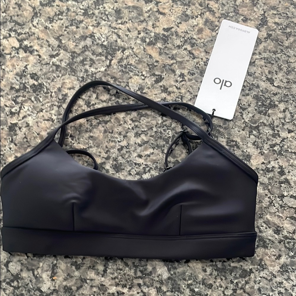 ALO Yoga Black Performance Sports Bra